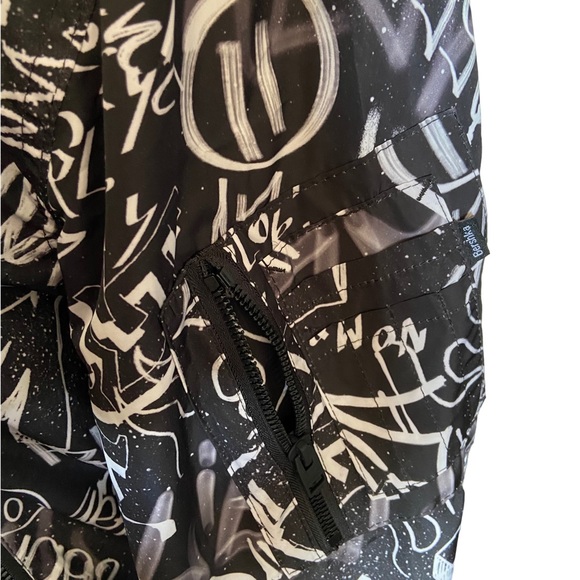 BERSHKA Graffiti-tagging design bomber jacket - Picture 4 of 6